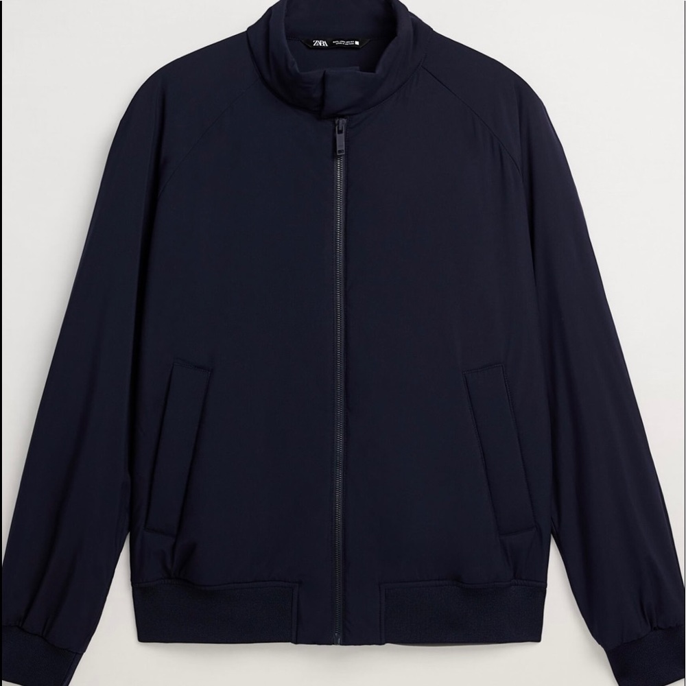 NWT ZARA Water Repellant Jacket. Size L